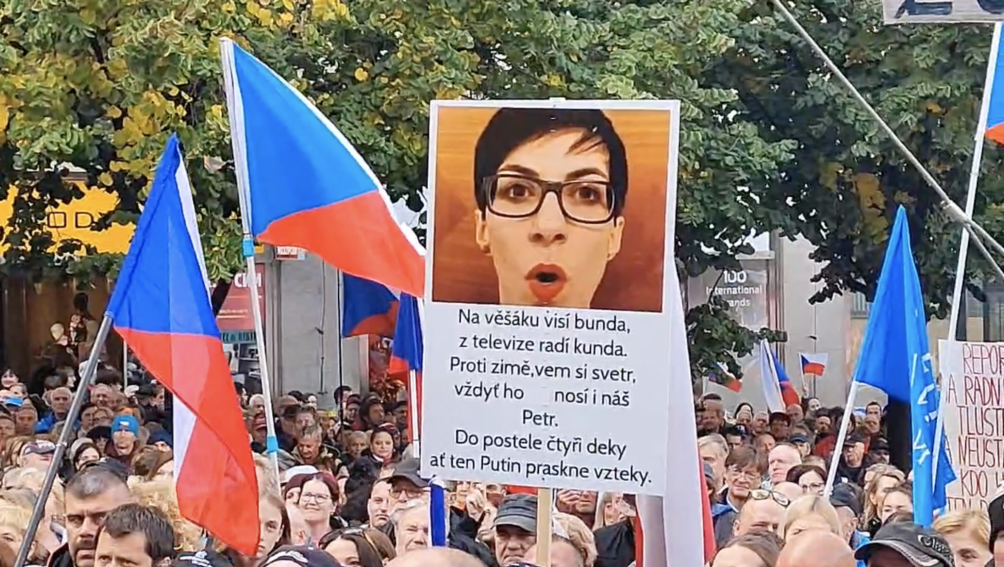 Snímek obrazovky 2022 09 28 v 23.49.05